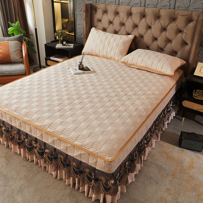 91家纺网 家纺一手货源 找家纺 锦逸家居 2024新款加厚磨毛轻奢夹棉床裙床笠三件套系列 佳人-奶茶色