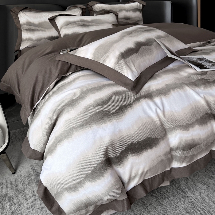 91家纺网 家纺一手货源 找家纺 朵希曼 2026新款全棉大宽边拼角磨毛四件套 一生之水