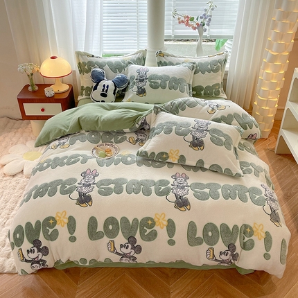 91家纺网 家纺一手货源 找家纺 妖妖家纺 2024新款加厚雪花绒印花单品三件套四件套 幸福米妮