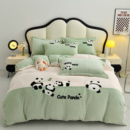 一左一右 2024秋冬新款全消光高克重保暖加厚卡通拼接毛巾绣花牛奶绒四件套（提供买家秀） 熊猫集会-淡彩绿