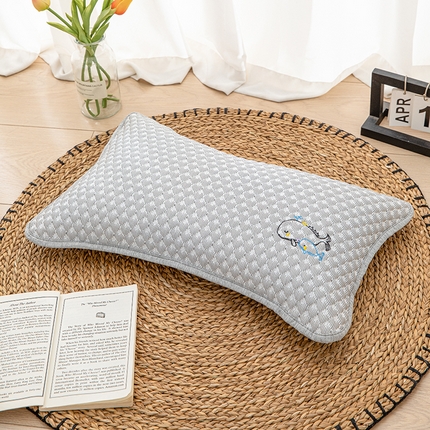 91家纺网 家纺一手货源 找家纺 （总）织布人 2024新款荞麦枕夏季凉感冰豆豆儿童学生宿舍荞麦枕幼儿园午睡枕