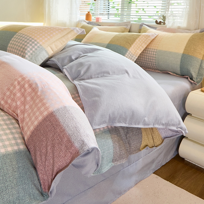 91家纺网 家纺一手货源 找家纺 牧笛缘家纺 2024新款全棉磨毛单被套 方格恋曲