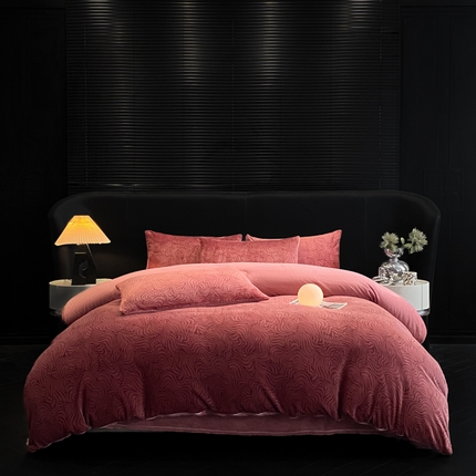 91家纺网 家纺一手货源 找家纺 经年 2025新款牛奶绒四件套-诗野 诗野-酒红