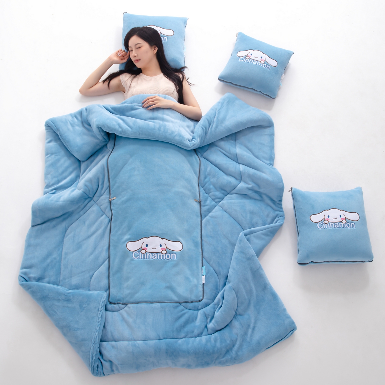 91家纺网 家纺一手货源 找家纺 2024新款三丽欧牛奶绒抱枕被 玉桂狗