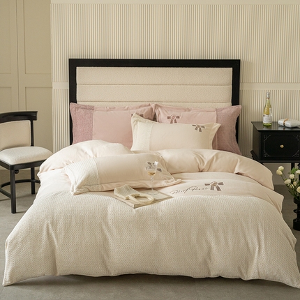 91家纺网 家纺一手货源 找家纺 （总）FORTWO家纺 2024新款230G牛奶绒四件套-初心（绒）