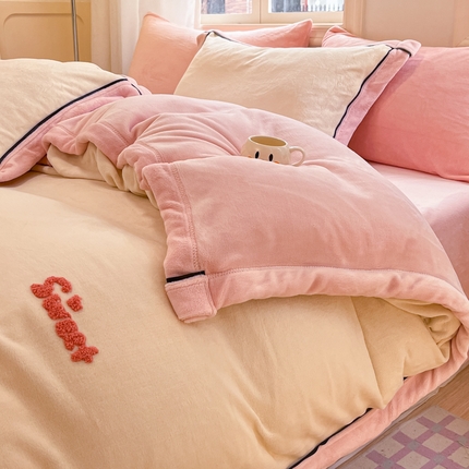 91家纺网 家纺一手货源 找家纺 （总）2024新款毛巾绣牛奶绒四件套