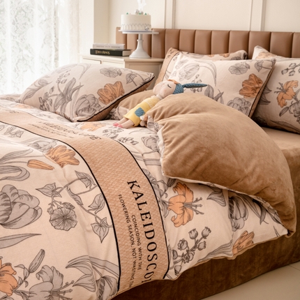 乐居坊 2024新款高克重牛奶绒印花保暖四件套 达尔文