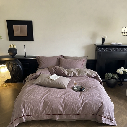 91家纺网 家纺一手货源 找家纺 （总）玉宇阁 2024新款色织空气大提花磨毛四件套-云柔漫步