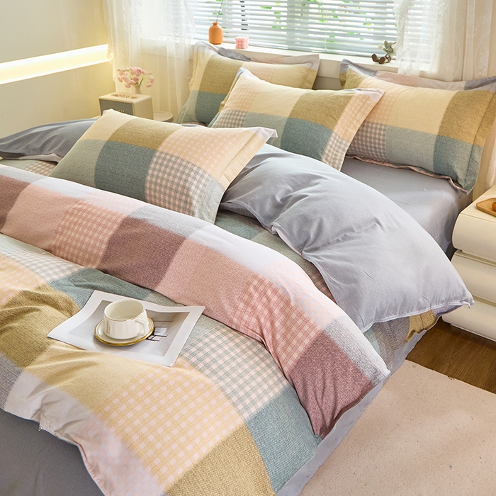 91家纺网 家纺一手货源 找家纺 牧笛缘家纺 2024新款全棉磨毛单被套 方格恋曲