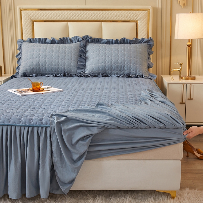 91家纺网 家纺一手货源 找家纺 锦逸家居 2024新款可拆卸包边夹棉磨毛花边两用床裙床笠两用-优雅 优雅-蓝灰