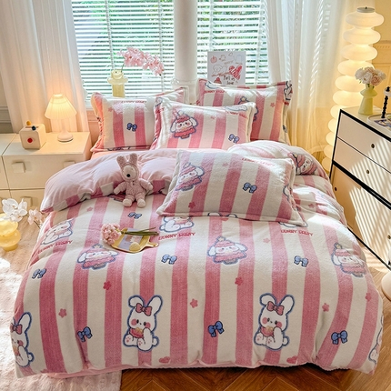 91家纺网 家纺一手货源 找家纺 妖妖家纺 2024新款加厚雪花绒印花单品三件套四件套 圣诞兔兔