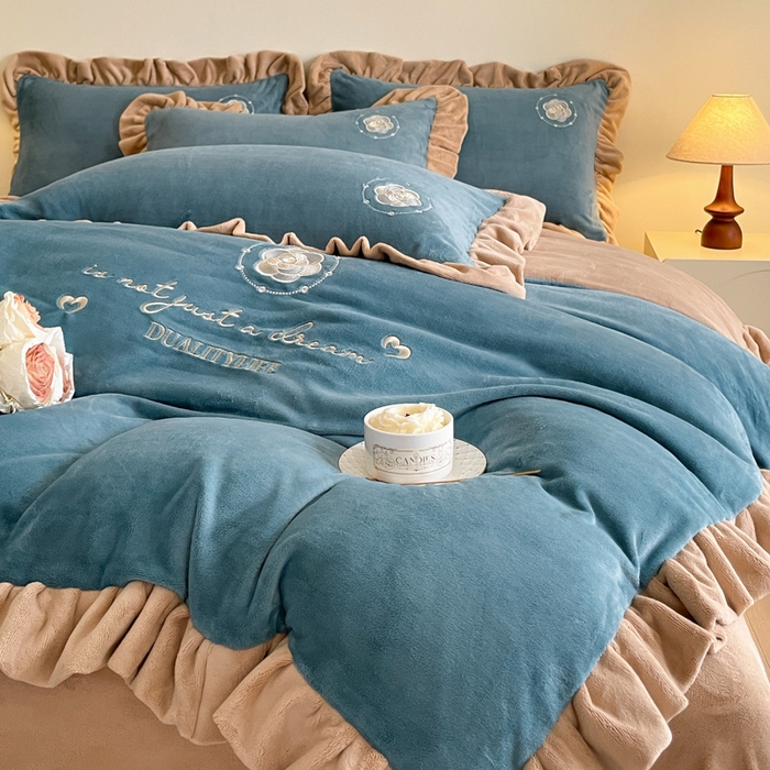 91家纺网 家纺一手货源 找家纺 （总）露梦家纺 2025新款A类双面木耳花边加厚保暖牛奶绒刺绣款四件套-繁花系列（提供买家秀）