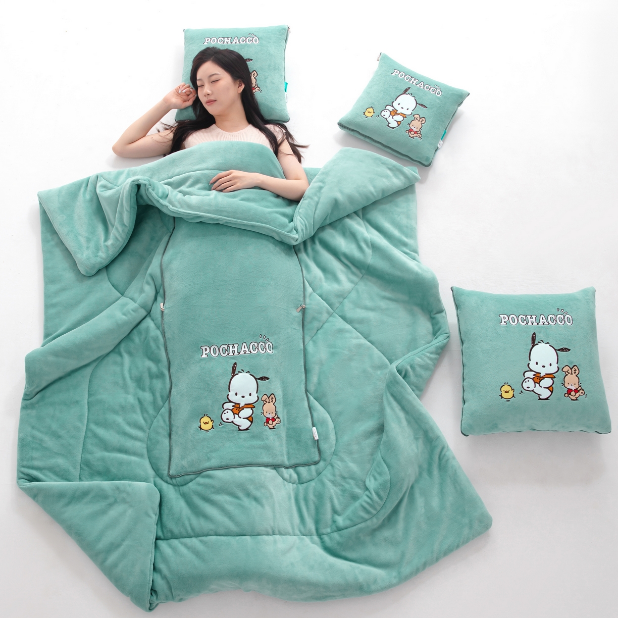 91家纺网 家纺一手货源 找家纺 2024新款三丽欧牛奶绒抱枕被 帕恰狗-绿