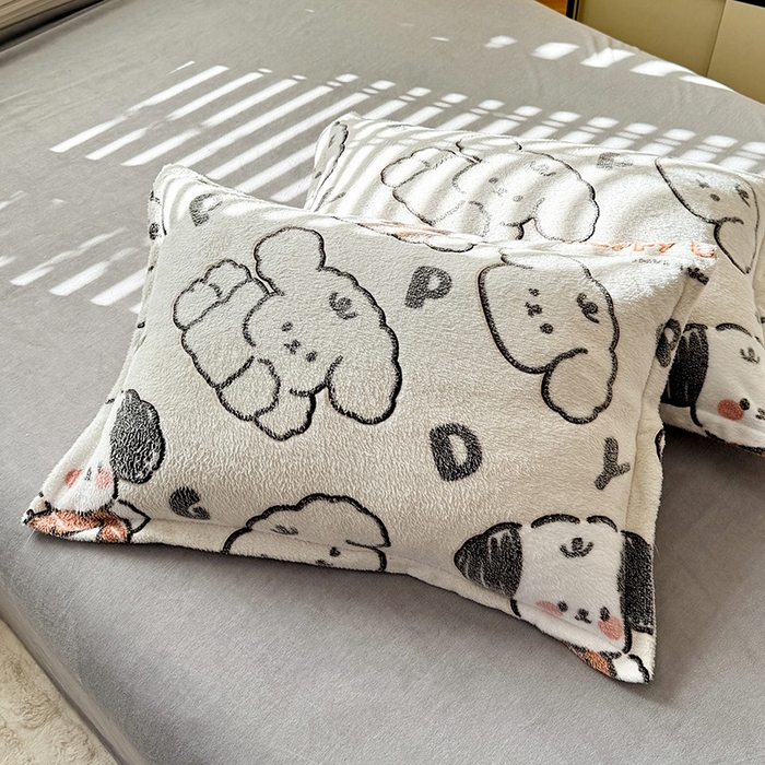 91家纺网 家纺一手货源 找家纺 妖妖家纺 2024新款加厚雪花绒印花单品三件套四件套 软萌狗狗