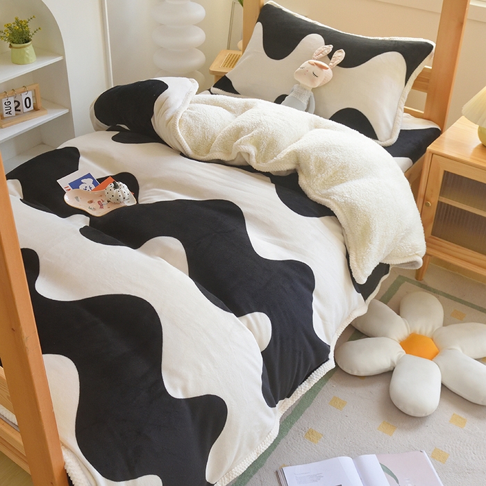 91家纺网 家纺一手货源 找家纺 多乐家纺 2024新款学生宿舍牛奶绒羊羔绒三件套 摩卡