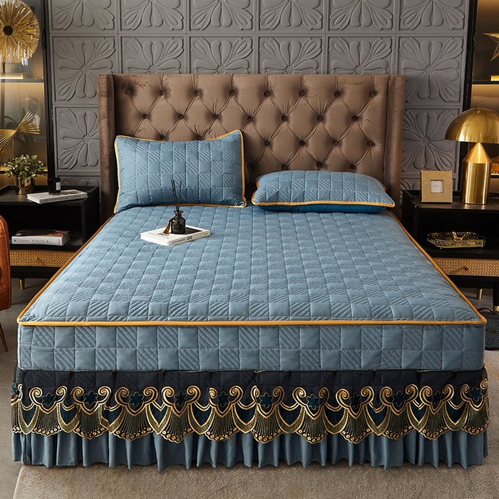 91家纺网 家纺一手货源 找家纺 锦逸家居 2024新款加厚磨毛轻奢夹棉床裙床笠三件套系列 佳人-宾利蓝