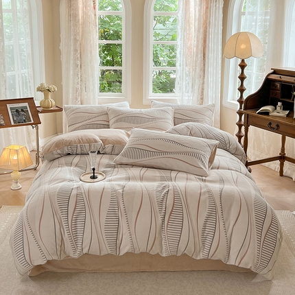 91家纺网 家纺一手货源 找家纺 （总）大元 2025新款A类立体雕花牛奶绒四件套