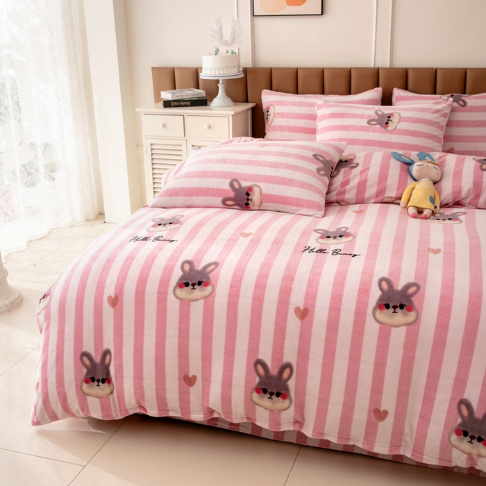 91家纺网 家纺一手货源 找家纺 乐居坊 2024新款高克重牛奶绒印花保暖四件套 可爱多-粉