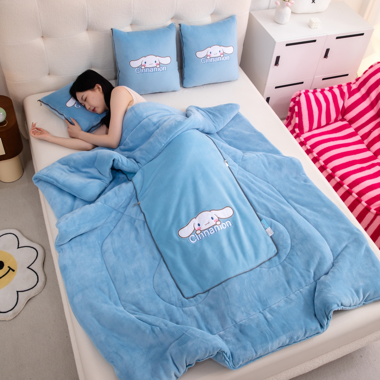 91家纺网 家纺一手货源 找家纺 2024新款三丽欧牛奶绒抱枕被 玉桂狗