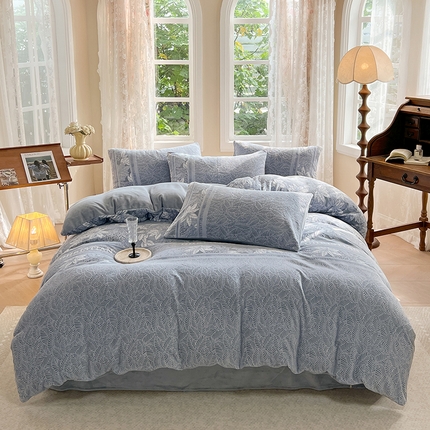 91家纺网 家纺一手货源 找家纺 （总）大元 2025新款A类立体雕花牛奶绒四件套