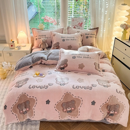 91家纺网 家纺一手货源 找家纺 妖妖家纺 2024新款加厚雪花绒印花单品三件套四件套 星星熊