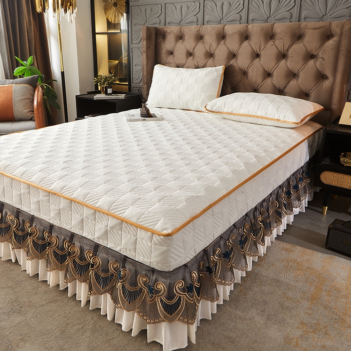 91家纺网 家纺一手货源 找家纺 锦逸家居 2024新款加厚磨毛轻奢夹棉床裙床笠三件套系列 佳人-米白