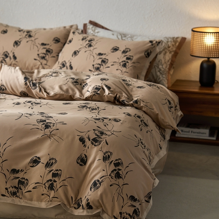 91家纺网 家纺一手货源 找家纺 时年家纺 2024新款全棉印花飞边款四件套（充值会员享优惠） 与墨