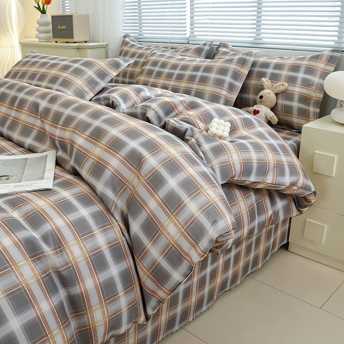 91家纺网 家纺一手货源 找家纺 友承 2025新款亲肤磨毛植物羊绒印花四件套 复古格子