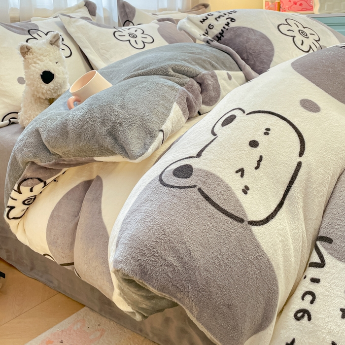 91家纺网 家纺一手货源 找家纺 柒月 2024新款小清新牛奶绒印花加厚保暖四件套 斑点熊