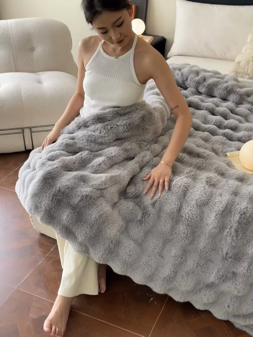 91家纺网 家纺一手货源 找家纺 2024新款A类法式高克重兔绒多功能毛毯被套双用盖毯 浅灰-毛毯