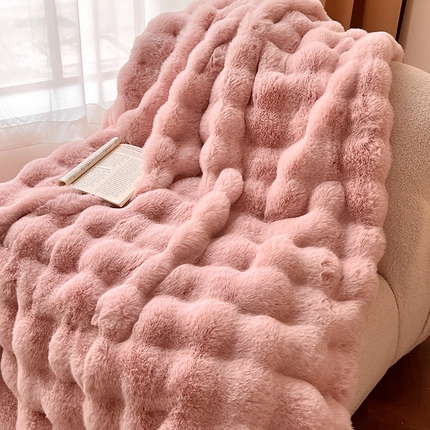 91家纺网 家纺一手货源 找家纺 2024新款A类法式高克重兔绒多功能毛毯被套双用盖毯 豆沙粉-毛毯