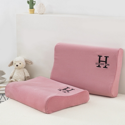 91家纺网 家纺一手货源 找家纺 （总）大黄蜂家居家纺 2025新款德绒暖感纤维乳胶枕套