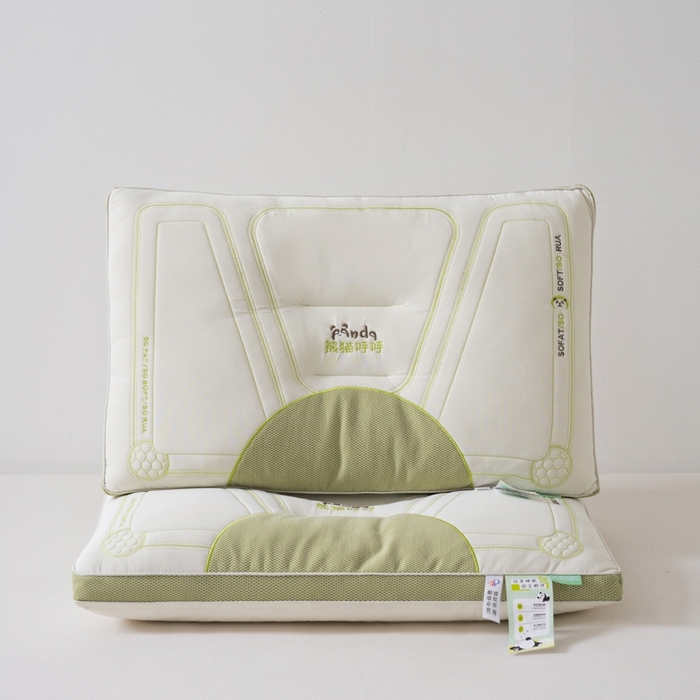 91家纺网 家纺一手货源 找家纺 芯奇想 2024新款熊猫呼呼乳胶护颈枕48*74cm 熊猫呼呼-绿色
