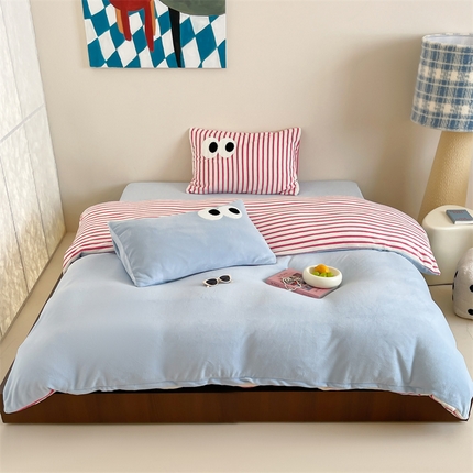 91家纺网 家纺一手货源 找家纺 （总）觅糖家纺 2024新款高克重全消光牛奶绒毛巾绣大眼萌系列四件套