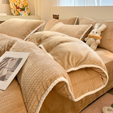 91家纺网 家纺一手货源 找家纺 （总）蓝极人 2024新款提花牛奶绒四件套