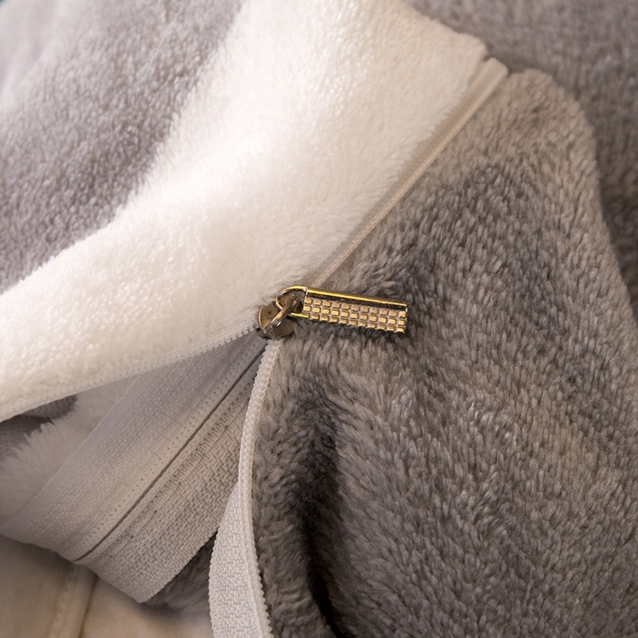 91家纺网 家纺一手货源 找家纺 凡客 2024新款牛奶绒大版印花四件套 匆匆那年