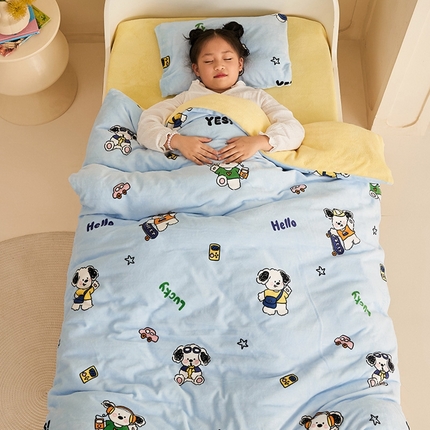 91家纺网 家纺一手货源 找家纺 嗨生活 2025新款牛奶绒被子 儿童被芯 幼儿园被子 春秋被 冬被 幸运狗