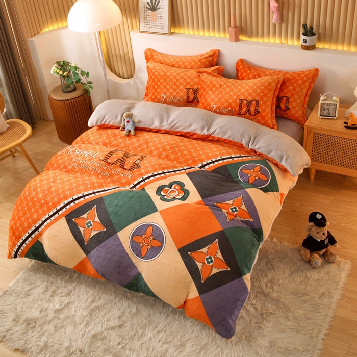 91家纺网 家纺一手货源 找家纺 凡客 2024新款牛奶绒大版印花四件套 曼格