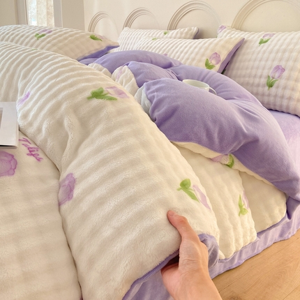 91家纺网 家纺一手货源 找家纺 （总）逸尚阁 2024新款牛奶绒泡泡印花四件套