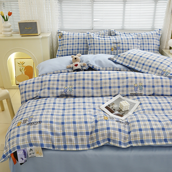 91家纺网 家纺一手货源 找家纺 友承 2025新款亲肤磨毛植物羊绒印花四件套 格格熊