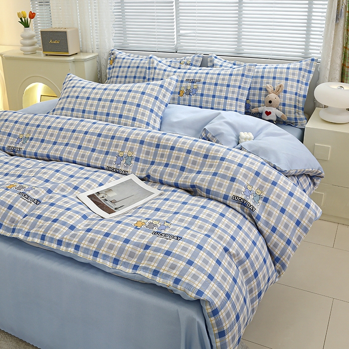 91家纺网 家纺一手货源 找家纺 友承 2025新款亲肤磨毛植物羊绒印花四件套 格格熊