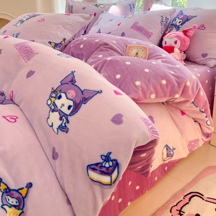 （总）2024新款三丽鸥牛奶绒小版四件套