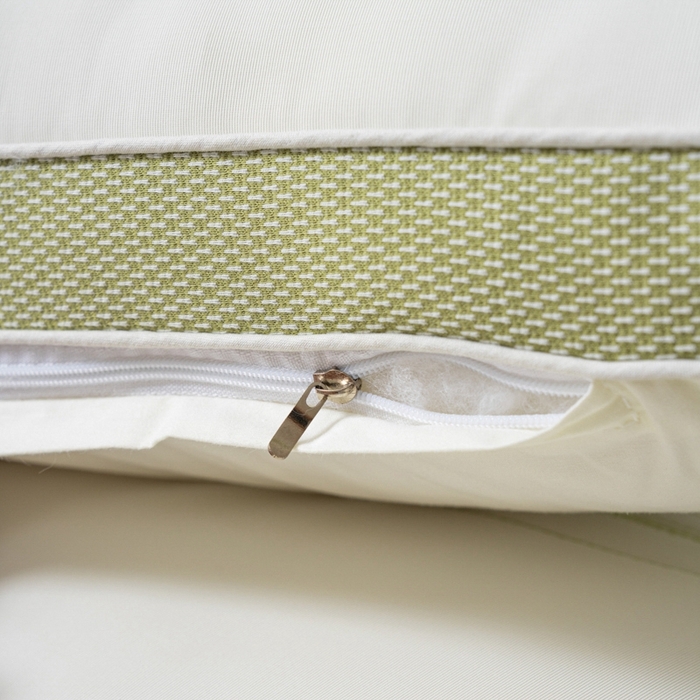 91家纺网 家纺一手货源 找家纺 芯奇想 2024新款熊猫呼呼乳胶护颈枕48*74cm 熊猫呼呼-绿色