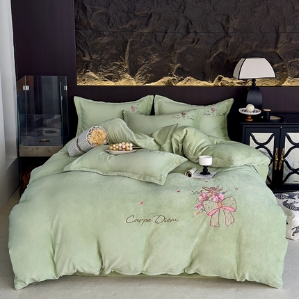 91家纺网 家纺一手货源 找家纺 （总）梦莱斯 2024新款牛奶绒绣花四件套