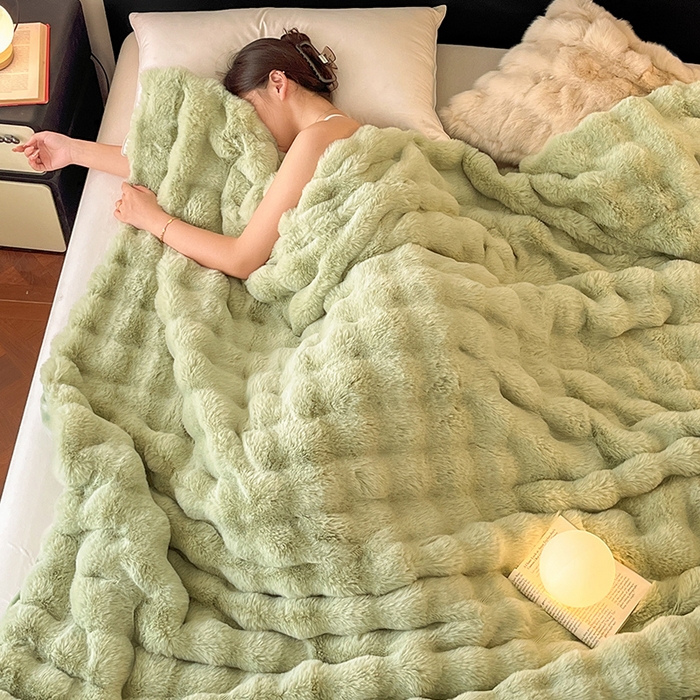 91家纺网 家纺一手货源 找家纺 2024新款A类法式高克重兔绒多功能毛毯被套双用盖毯 清新绿-毛毯