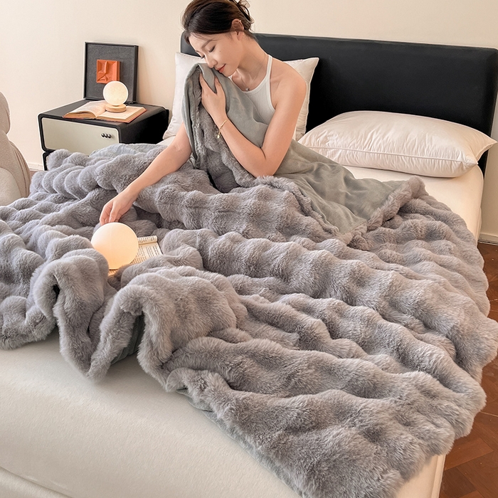 91家纺网 家纺一手货源 找家纺 2024新款A类法式高克重兔绒多功能毛毯被套双用盖毯 浅灰-毛毯