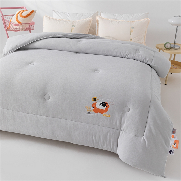 91家纺网 家纺一手货源 找家纺 爱来伊家纺 2024新款三体羊绒加厚保暖冬被芯大豆纤维被春秋被子被芯 山体羊绒大豆被-浅灰