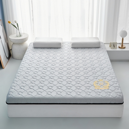 91家纺网 家纺一手货源 找家纺 （总）祁恋婷 2024新款皇冠-牛奶丝乳胶记忆棉床垫【床垫遮盖物】