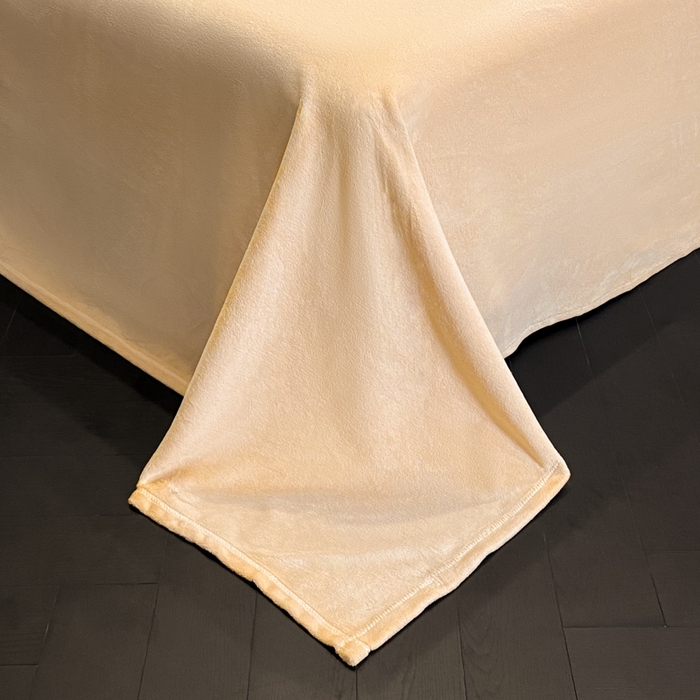 91家纺网 家纺一手货源 找家纺 新方向 2025新款全消光A类烂花牛奶绒四件套-雨纱暮歌 雨纱暮歌-米