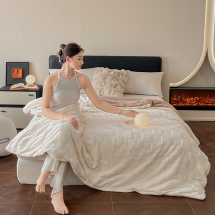 2024新款A类法式高克重兔绒多功能毛毯被套双用盖毯 方块奶白卡其-毛毯